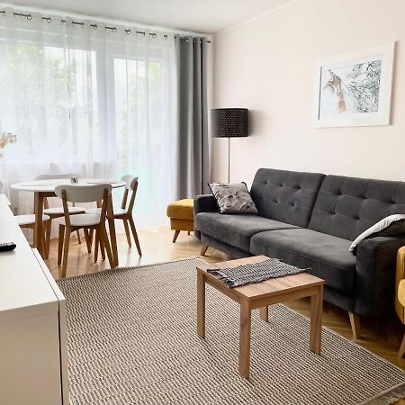 Апартаменты Apartament Relax Kolobrzeska Гданьск Экстерьер фото