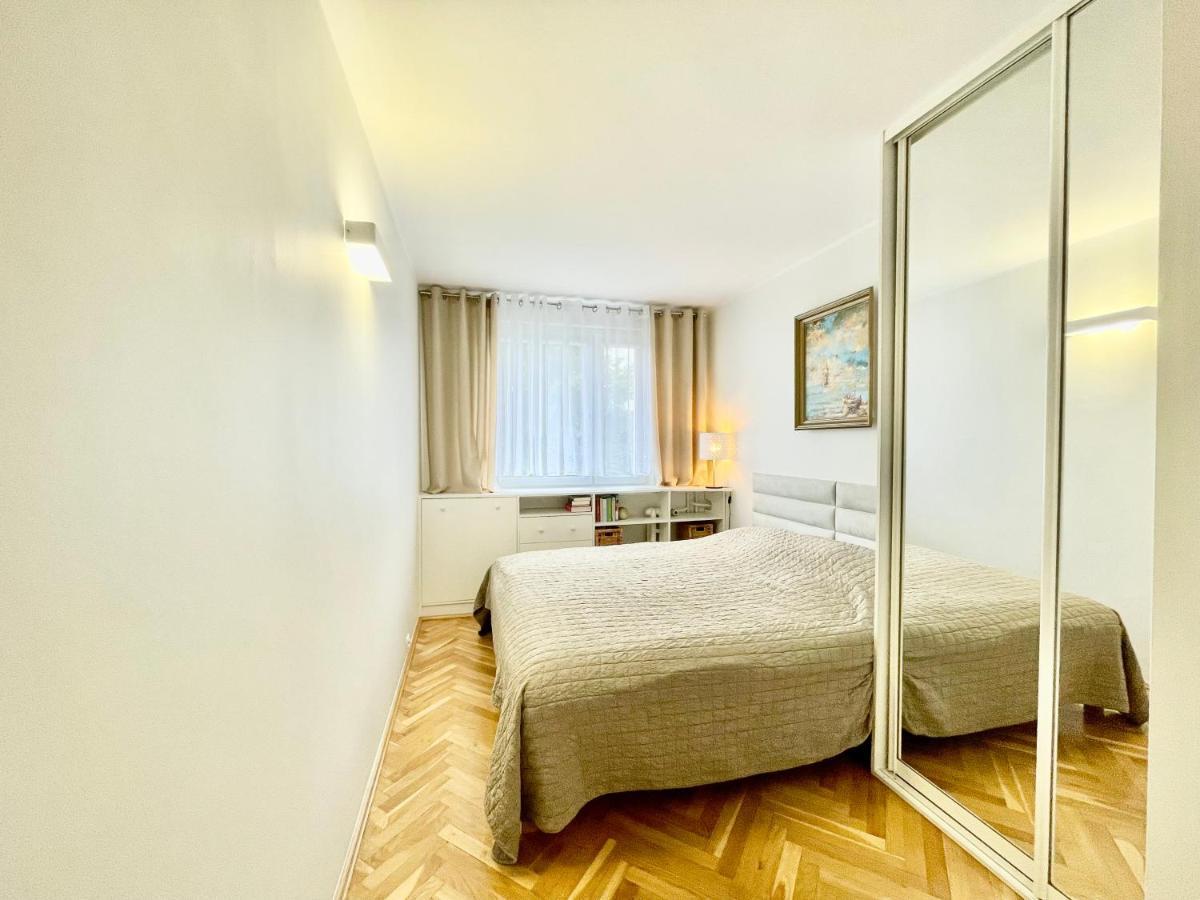 Апартаменты Apartament Relax Kolobrzeska Гданьск Экстерьер фото
