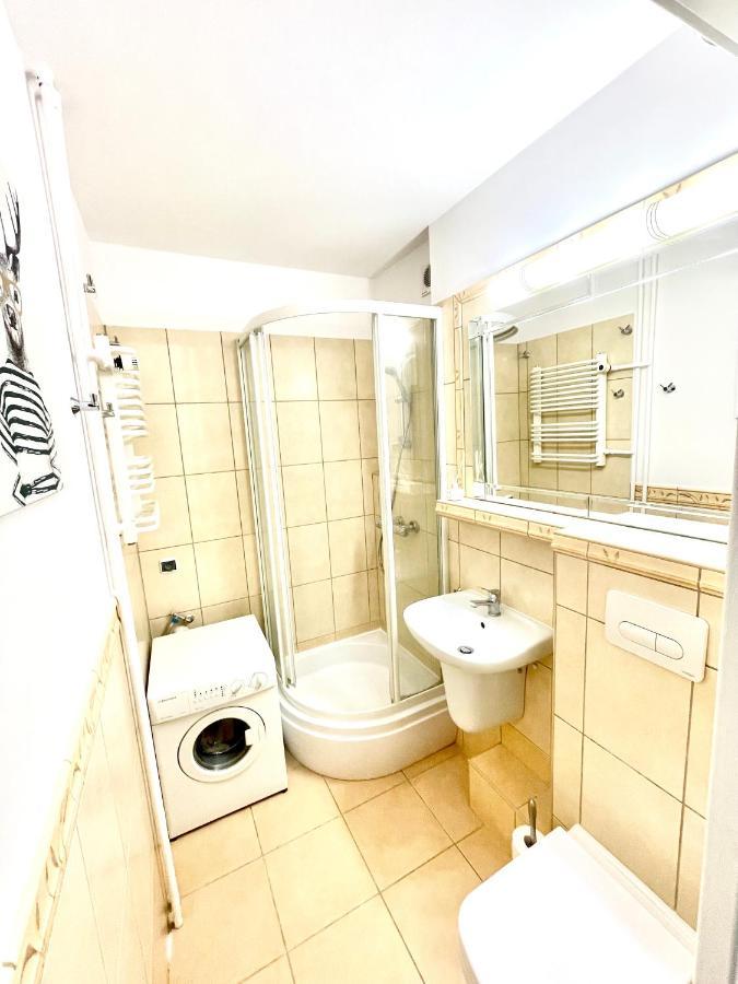 Апартаменты Apartament Relax Kolobrzeska Гданьск Экстерьер фото