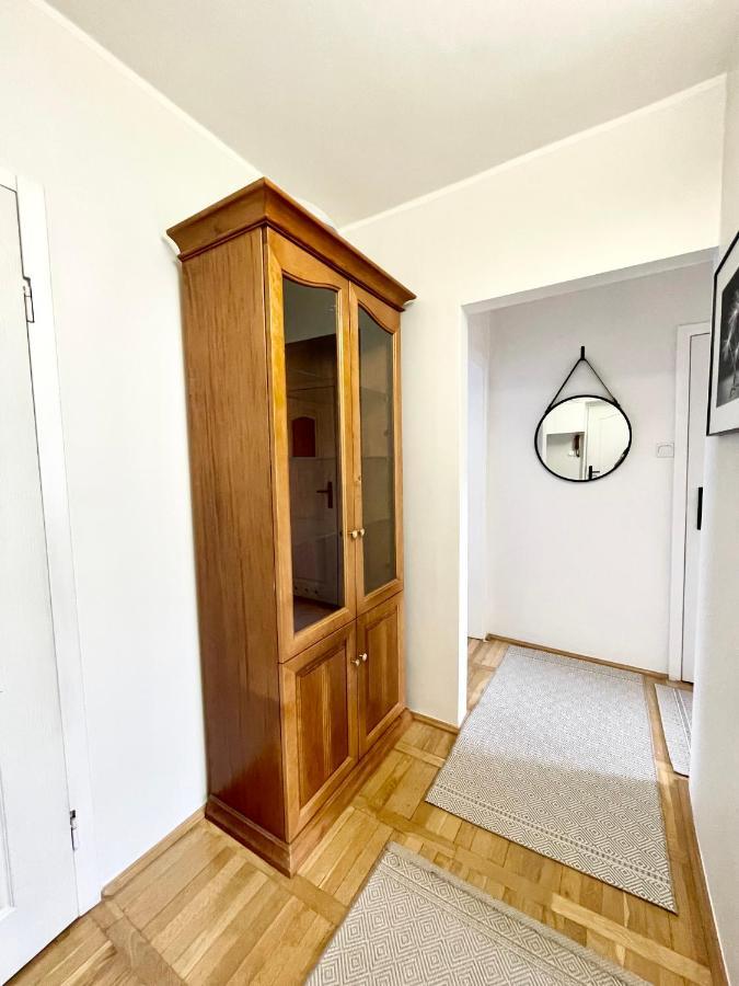 Апартаменты Apartament Relax Kolobrzeska Гданьск Экстерьер фото